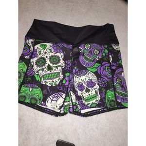 CVG X-Large Shorts - 5" Chaos Skulls